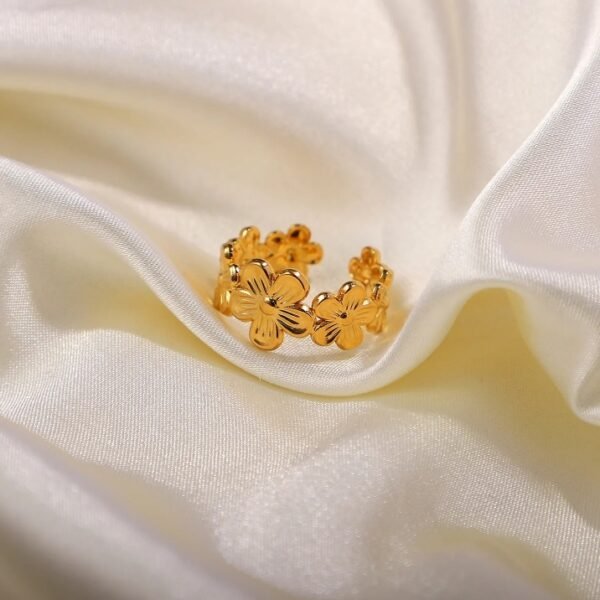 FLORAL ANTI TERNISH ADJUSTABLE RING