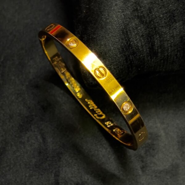 Cartier Anti ternish 18kt Gold plated standard size Bracelet