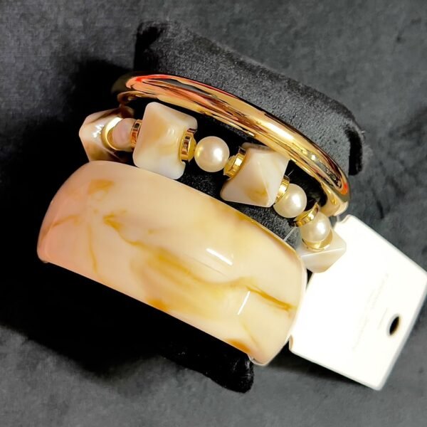 Resin bracelet