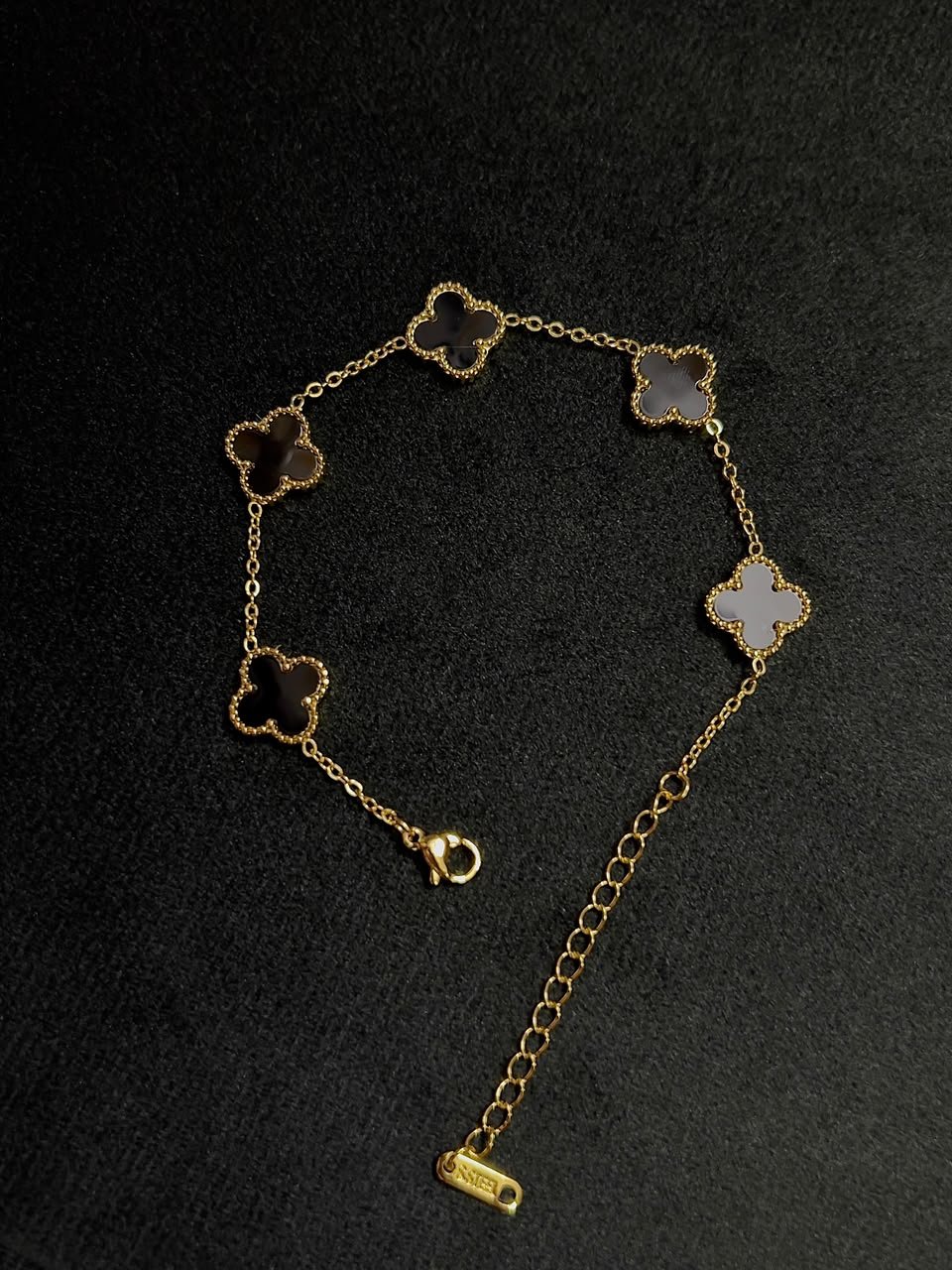 Minimal clover 18k gold plated , Anti ternish chain bracelet - Image 2