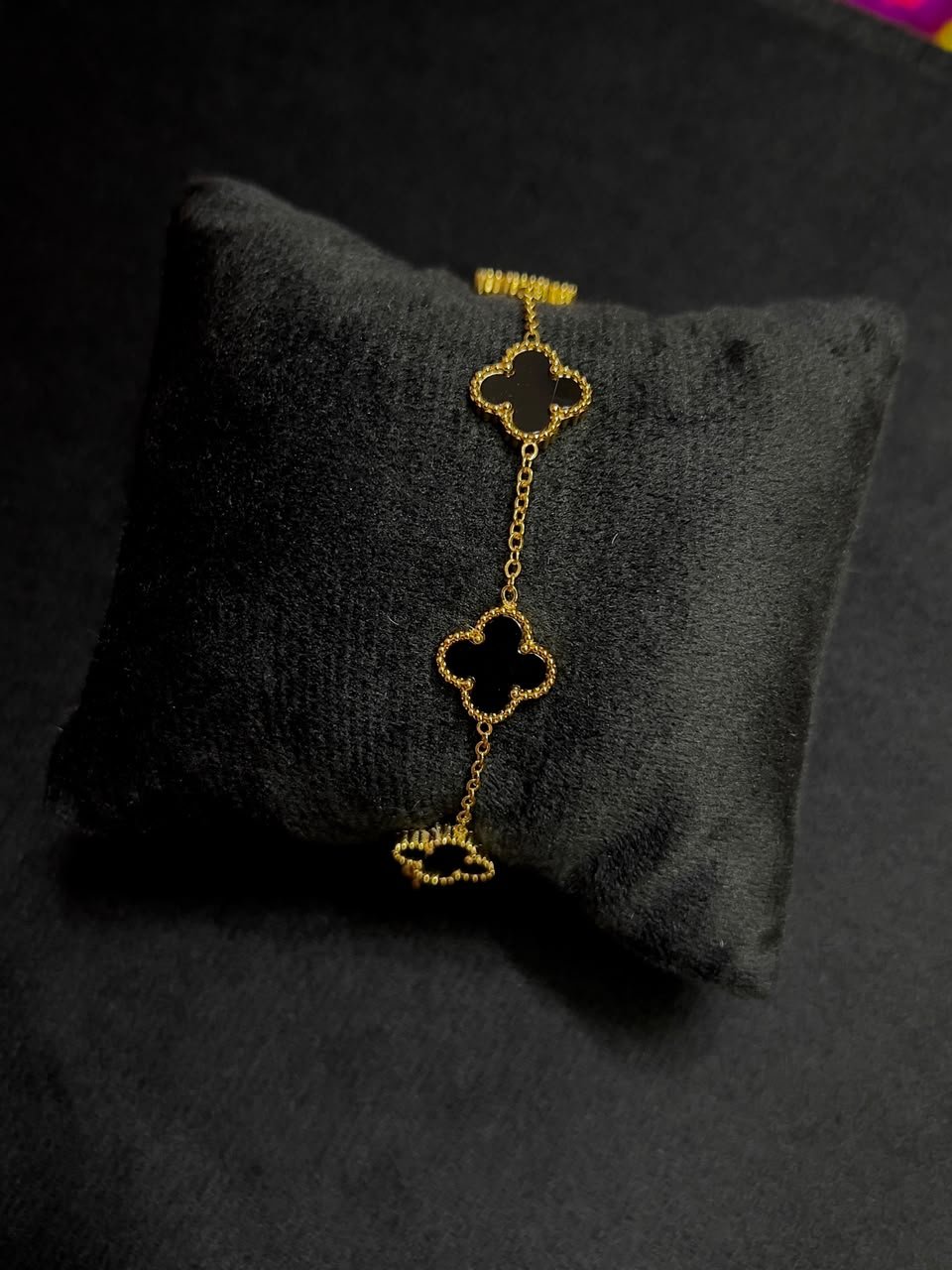 Minimal clover 18k gold plated , Anti ternish chain bracelet