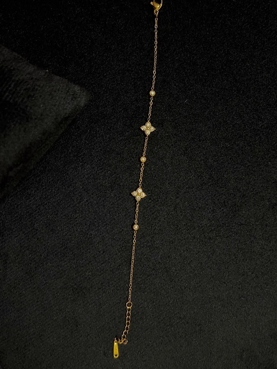 Minimal 18k gold plated , Anti ternish chain bracelet - Image 2