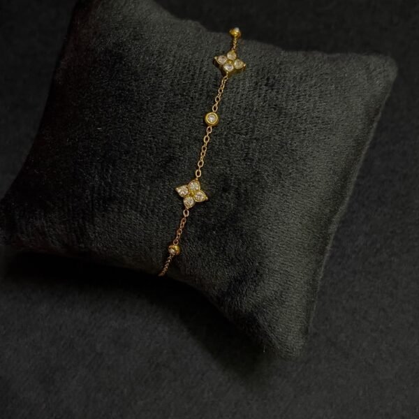 Minimal 18k gold plated , Anti ternish chain bracelet